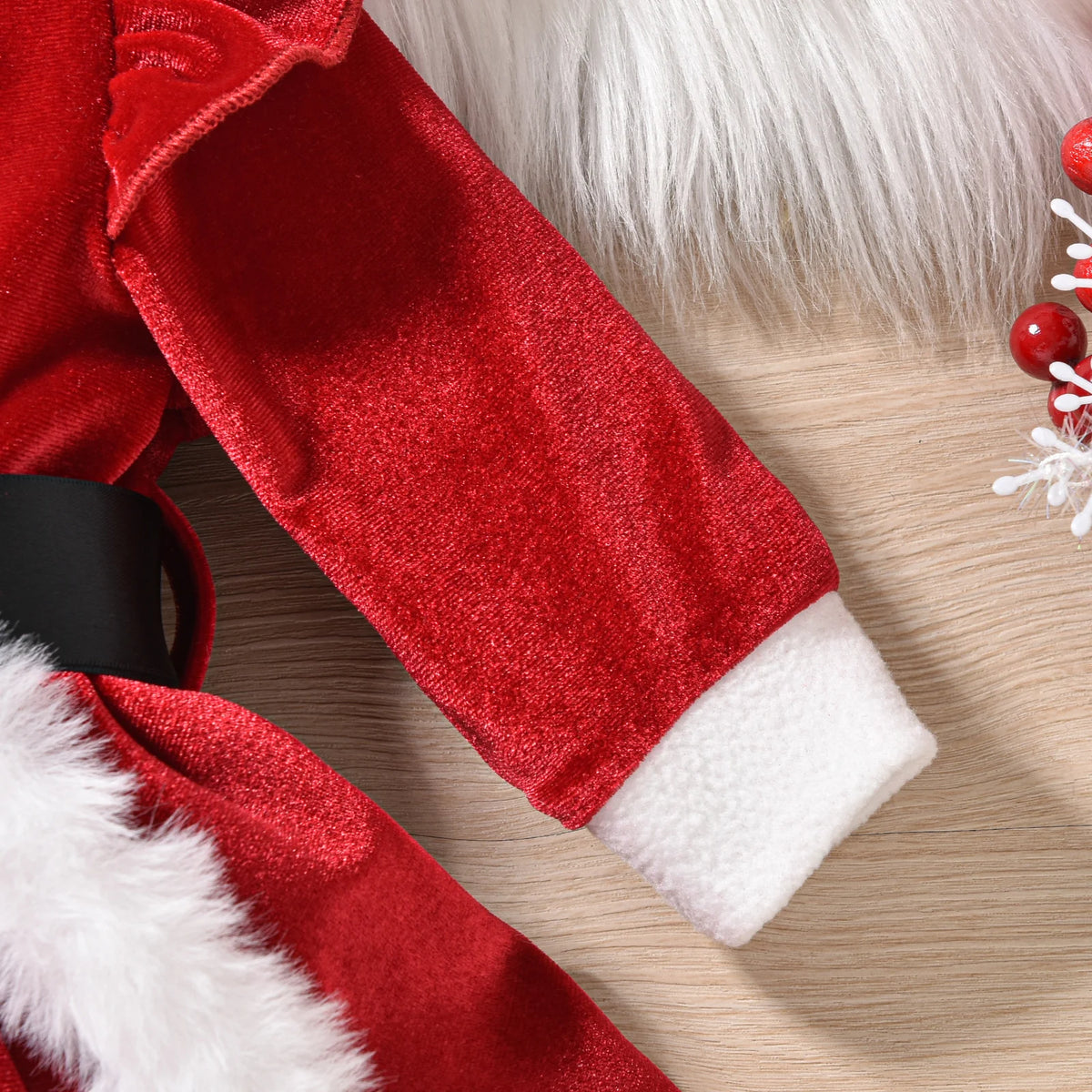Barboteuse de Noël en velours avec bonnet